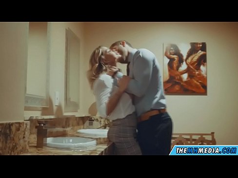 ❤️ Kiedy biuściasta blondynka uwodzi cię w publicznej toalecie ❌ Fucking video at porn pl.myteporn.ru ️❤